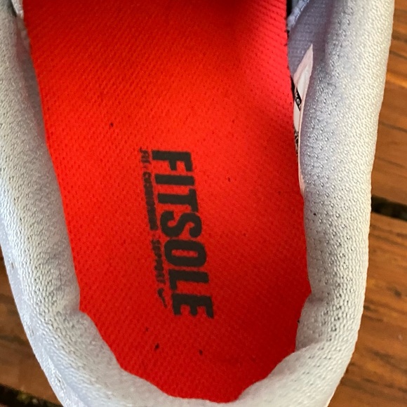 Nike Fitsole Gray Pink Sneakers Size 9.5 NWT - Picture 8 of 11